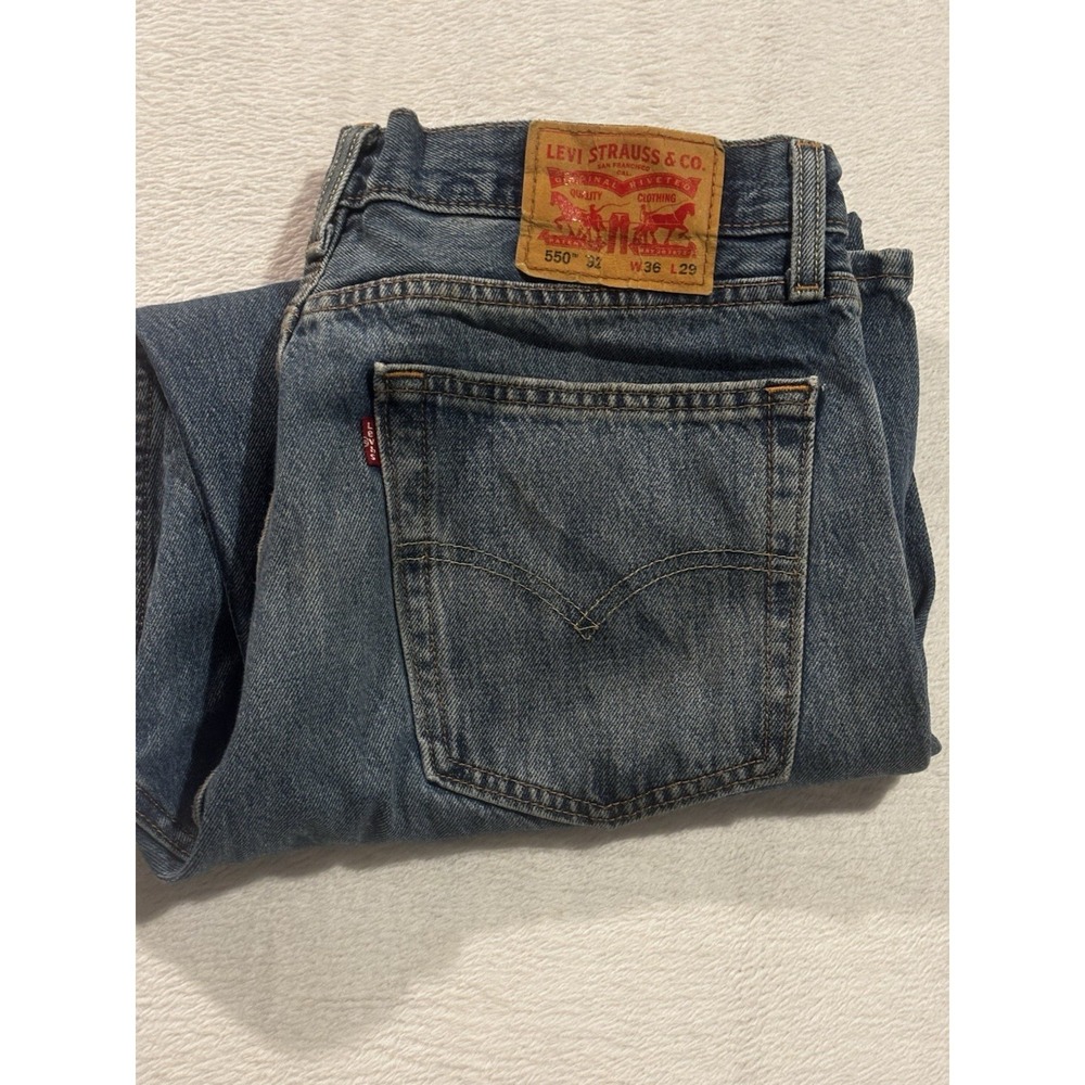 Levi's 550 92' Men's Jeans 36x28* Relaxed Denim Distressed Blue